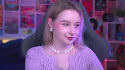 QUEEN OF EVIL online show from 12/18/24, 05:52