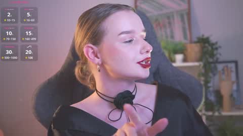 QUEEN OF EVIL online show from 12/20/24, 01:36