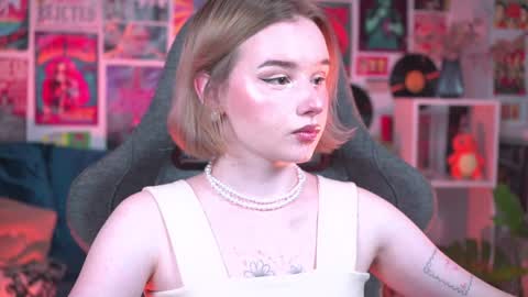 QUEEN OF EVIL online show from 01/26/25, 08:23