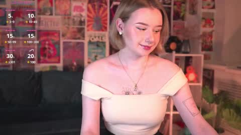 QUEEN OF EVIL online show from 02/18/25, 02:16