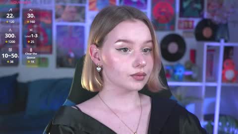 QUEEN OF EVIL online show from 03/03/25, 08:38