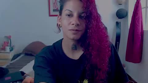 Instagram Valerie yourdream online show from 02/07/25, 05:07