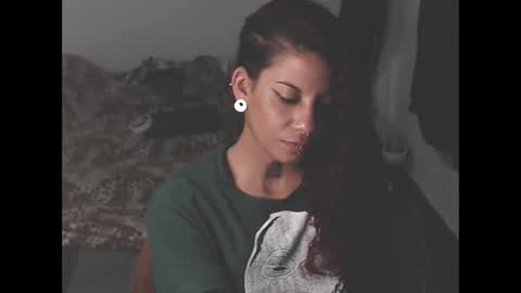 Instagram Valerie yourdream online show from 02/12/25, 05:16