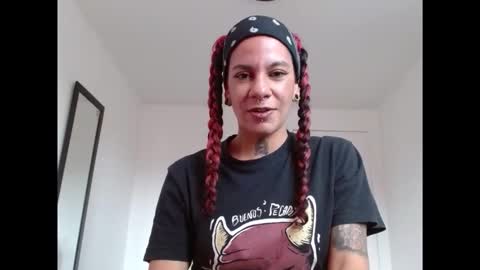 Instagram Valerie yourdream online show from 02/03/26, 02:44