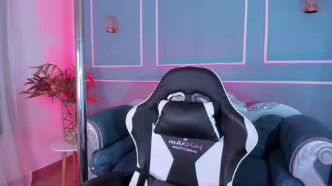     online show from 10/03/25, 11:18