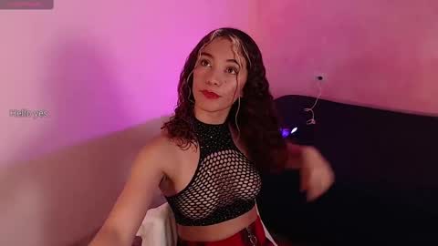 red_velvett0 online show from 11/24/25, 04:56