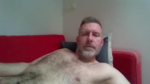 Red online show from 12/04/24, 07:50