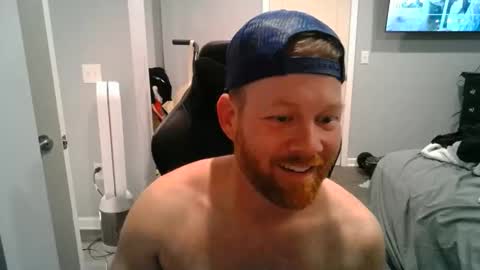 Snapshot of redbeardready4u chatting on 05/07/26, 01:44 Redbeardready4u online show from 05/07/26, 01:44