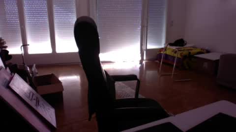 redbonezzzz online show from 06/18/26, 04:00