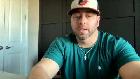 Snapshot of redbull1414 chatting on 12/31/24, 02:47 RedBull online show from 12/31/24, 02:47