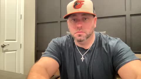 Snapshot of redbull1414 chatting on 01/03/25, 01:48 RedBull online show from 01/03/25, 01:48