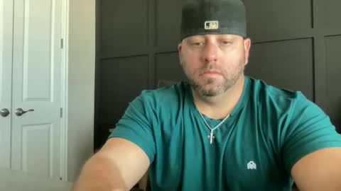 Snapshot of redbull1414 chatting on 01/21/25, 08:00 RedBull online show from 01/21/25, 08:00