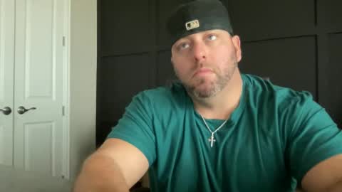 Snapshot of redbull1414 chatting on 01/26/25, 06:48 RedBull online show from 01/26/25, 06:48