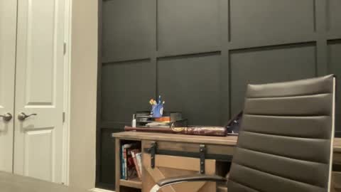 Snapshot of redbull1414 chatting on 01/28/25, 01:49 RedBull online show from 01/28/25, 01:49