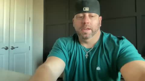 Snapshot of redbull1414 chatting on 02/03/25, 02:24 RedBull online show from 02/03/25, 02:24