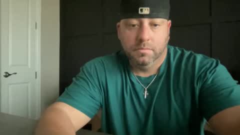 Snapshot of redbull1414 chatting on 02/07/25, 02:26 RedBull online show from 02/07/25, 02:26