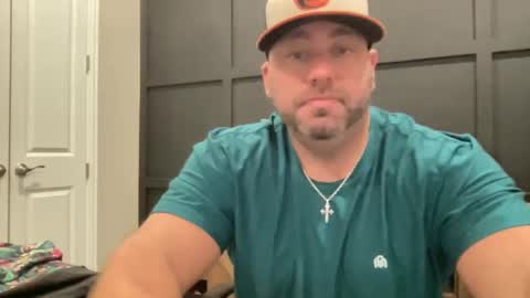 Snapshot of redbull1414 chatting on 02/12/25, 01:59 RedBull online show from 02/12/25, 01:59