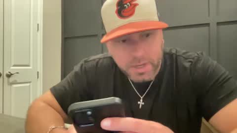 Snapshot of redbull1414 chatting on 03/03/25, 01:42 RedBull online show from 03/03/25, 01:42