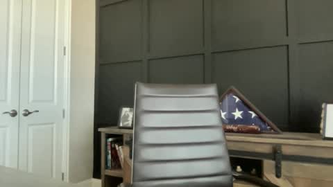 RedBull online show from 11/25/25, 06:52