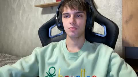 redbullshine online show from 10/07/25, 01:58