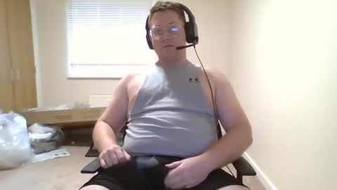 redbwc96 online show from 11/20/25, 09:42