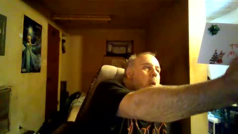 Snapshot of reddragon1195 chatting on 12/01/24, 09:26 reddragon1195 online show from 12/01/24, 09:26