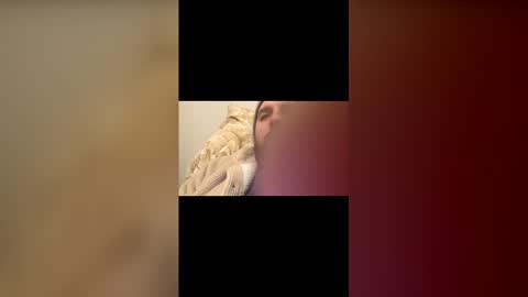 Snapshot of reddrockett69 chatting on 02/06/26, 04:28 Ali j online show from 02/06/26, 04:28