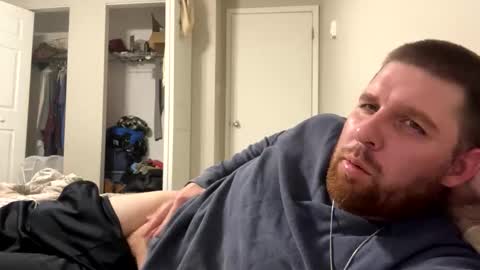 Snapshot of reddrockett69 chatting on 04/19/26, 10:23 Ali j online show from 04/19/26, 10:23