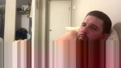 Snapshot of reddrockett69 chatting on 04/22/26, 09:38 Ali j online show from 04/22/26, 09:38