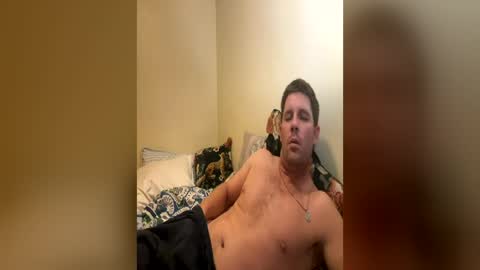 Snapshot of reddrockett69 chatting on 06/13/26, 05:38 Ali j online show from 06/13/26, 05:38