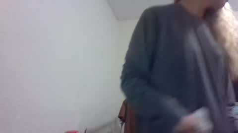 reddwaxx online show from 11/21/25, 07:01