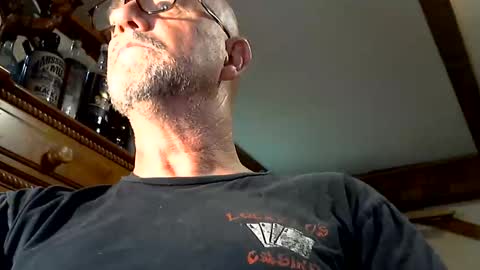Snapshot of redfox60010 chatting on 06/08/26, 08:53 redfox60010 online show from 06/08/26, 08:53