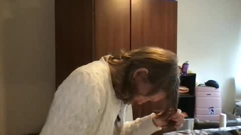 Redfox online show from 12/15/25, 09:57