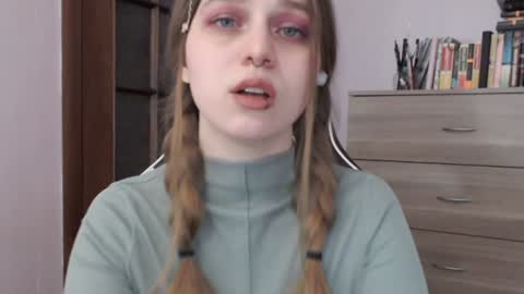 Lily online show from 01/26/25, 03:38