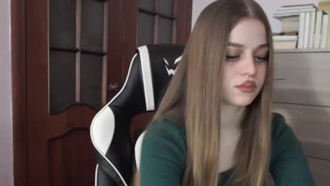 Lily online show from 02/21/26, 02:56