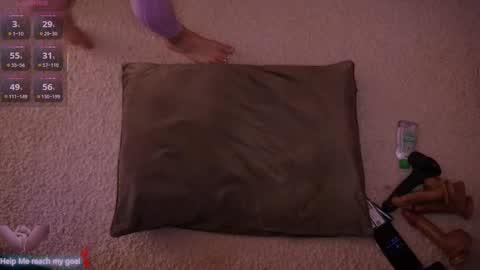 Redhead Shark online show from 01/06/26, 01:15