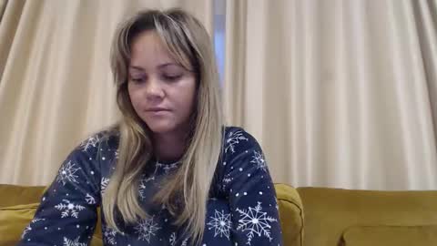 RedJessica online show from 09/23/25, 04:04