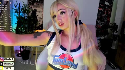 Lu Independiet model online show from 01/09/25, 03:15