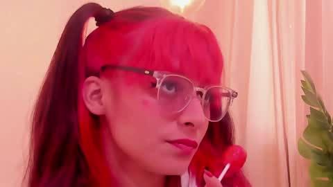 Snapshot of redmeloddy chatting on 02/04/25, 07:33 Meloddy online show from 02/04/25, 07:33