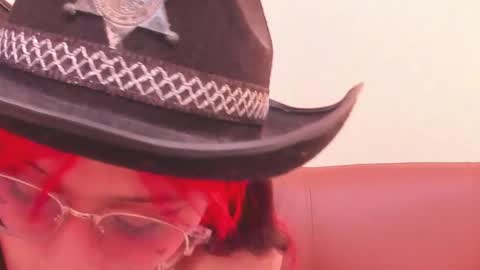 Snapshot of redmeloddy chatting on 03/07/25, 07:27 Meloddy online show from 03/07/25, 07:27