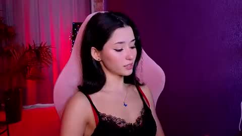 Snapshot of redmidnight_ chatting on 06/12/26, 03:44 Kiara online show from 06/12/26, 03:44