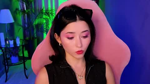 Snapshot of redmidnight_ chatting on 06/19/26, 03:38 Kiara online show from 06/19/26, 03:38