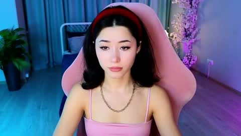 Snapshot of redmidnight_ chatting on 07/21/26, 08:55 Kiara online show from 07/21/26, 08:55