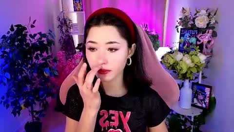 Snapshot of redmidnight_ chatting on 08/03/26, 11:05 Kiara online show from 08/03/26, 11:05