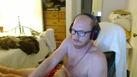 Snapshot of redrob57 chatting on 06/27/26, 12:10 redrob57 online show from 06/27/26, 12:10