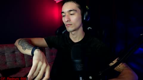 Snapshot of redrum_696 chatting on 12/05/24, 06:55 Red online show from 12/05/24, 06:55