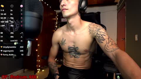 Snapshot of redrum_696 chatting on 12/29/24, 07:28 Red online show from 12/29/24, 07:28