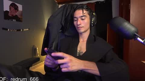 Snapshot of redrum_696 chatting on 01/23/25, 09:18 Red online show from 01/23/25, 09:18