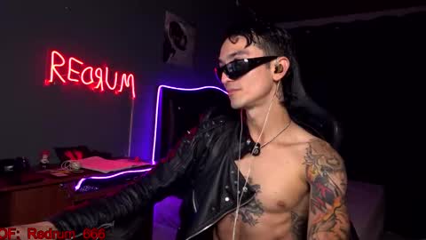 Snapshot of redrum_696 chatting on 09/20/25, 10:22 Red online show from 09/20/25, 10:22