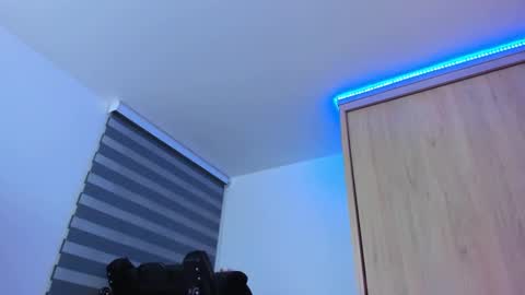 redski77 online show from 01/09/25, 09:37